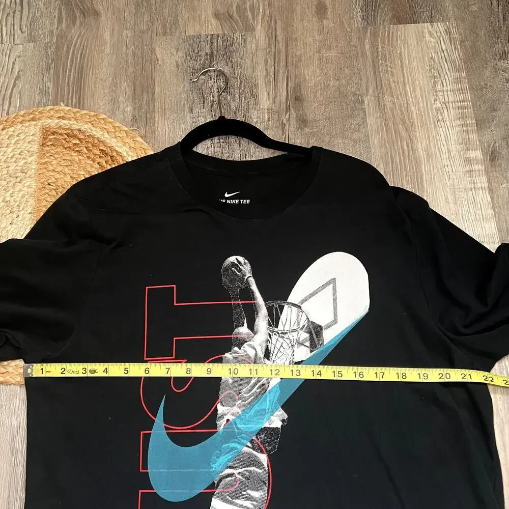 NIKE Mens Just Do It Hoop Graphic T-shirt